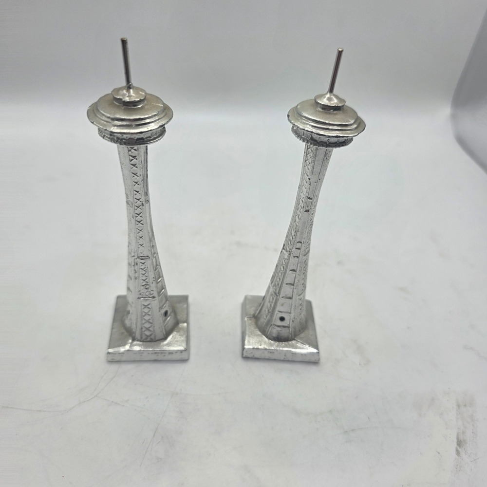 Vintage Seattle Space Needle Salt and Pepper Shakers Silver Metal Souvenir Set